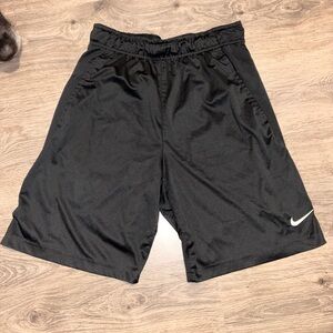Nike Men's Black Sports Shorts basketball 8” inseam loose breathable